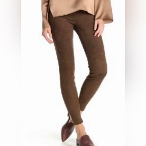 VINCE Stretch Skinny Jeans In The Color Mulberry. Sz 29 - Picture 1 of 7